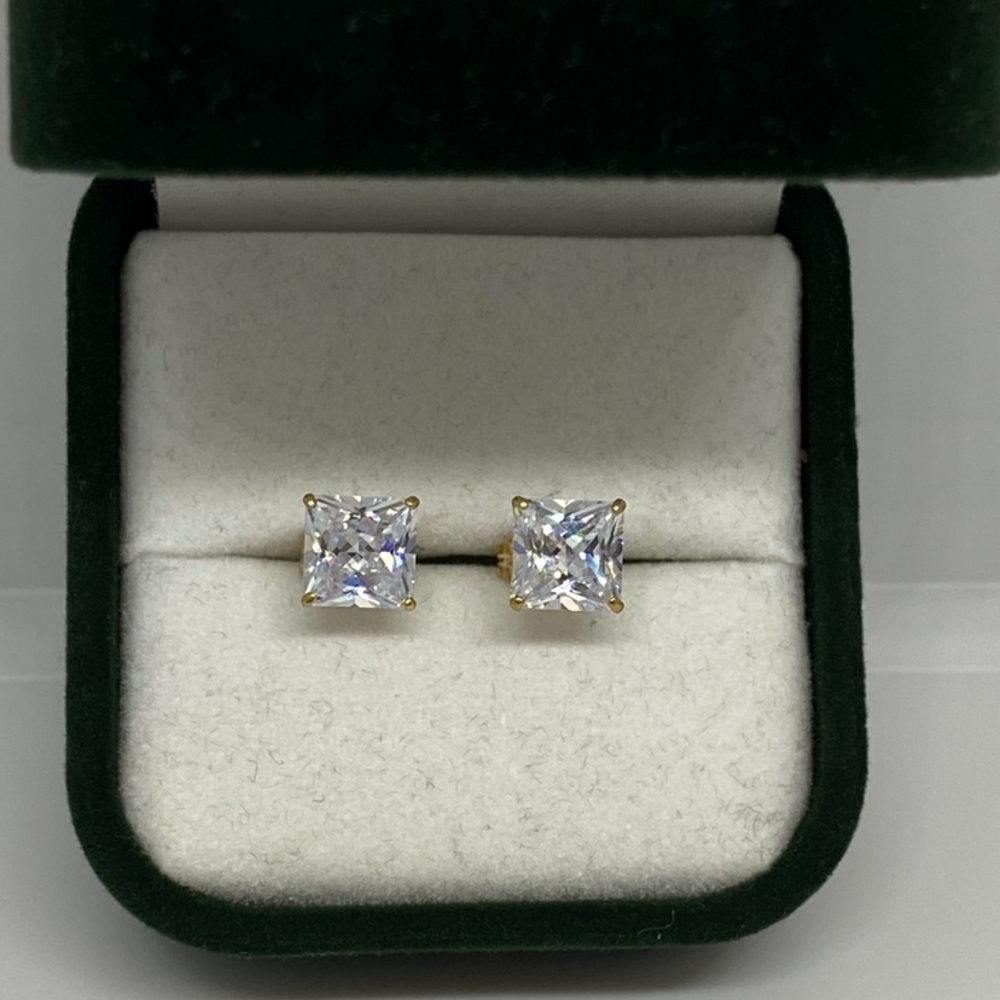 New 14K real yellow gold earrings